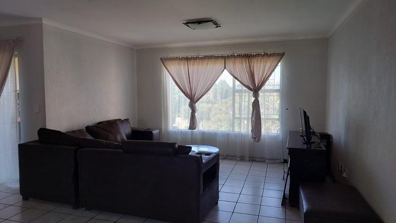 To Let 2 Bedroom Property for Rent in Vaalpark Free State
